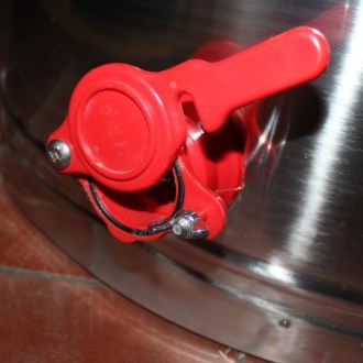 SB 3 Waben Schleuder